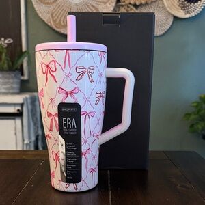 BruMate Era 30 oz in Bows. Limited Edition! New!